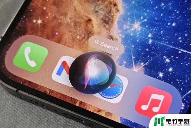 苹果iOS 18带来了革命性的更新：Siri智能进化，提升了安卓兼容性